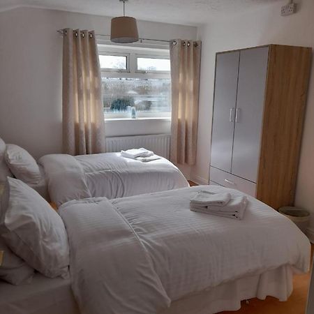 Quiet 3 Bed Close To The A1 Ньютон Эйклиф Экстерьер фото