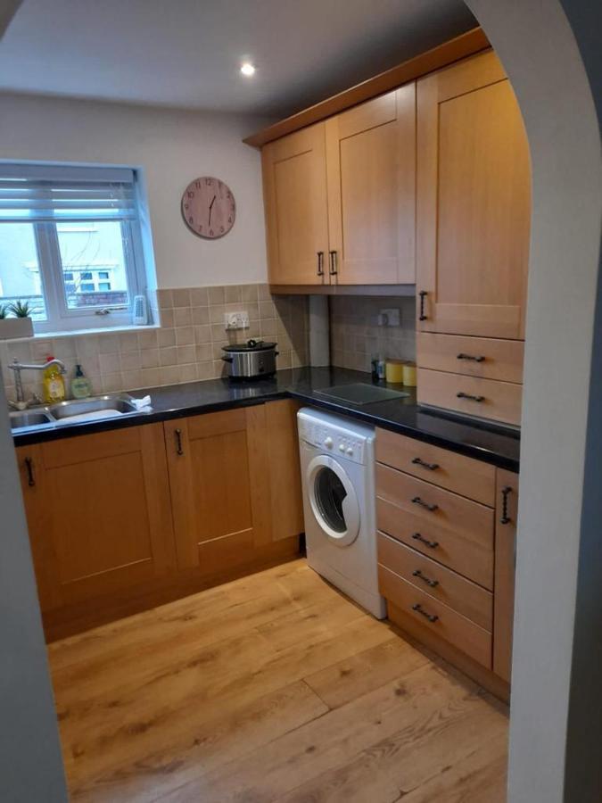 Quiet 3 Bed Close To The A1 Ньютон Эйклиф Экстерьер фото